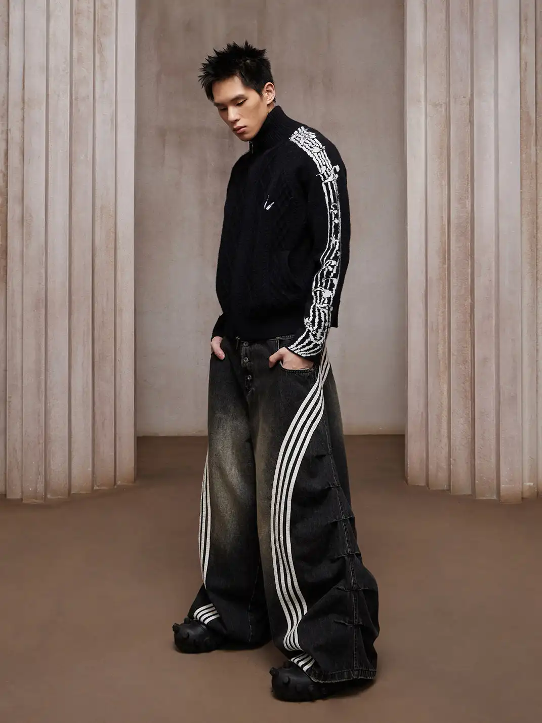 DND4DES | Retro-style Pleated White Striped Trousers