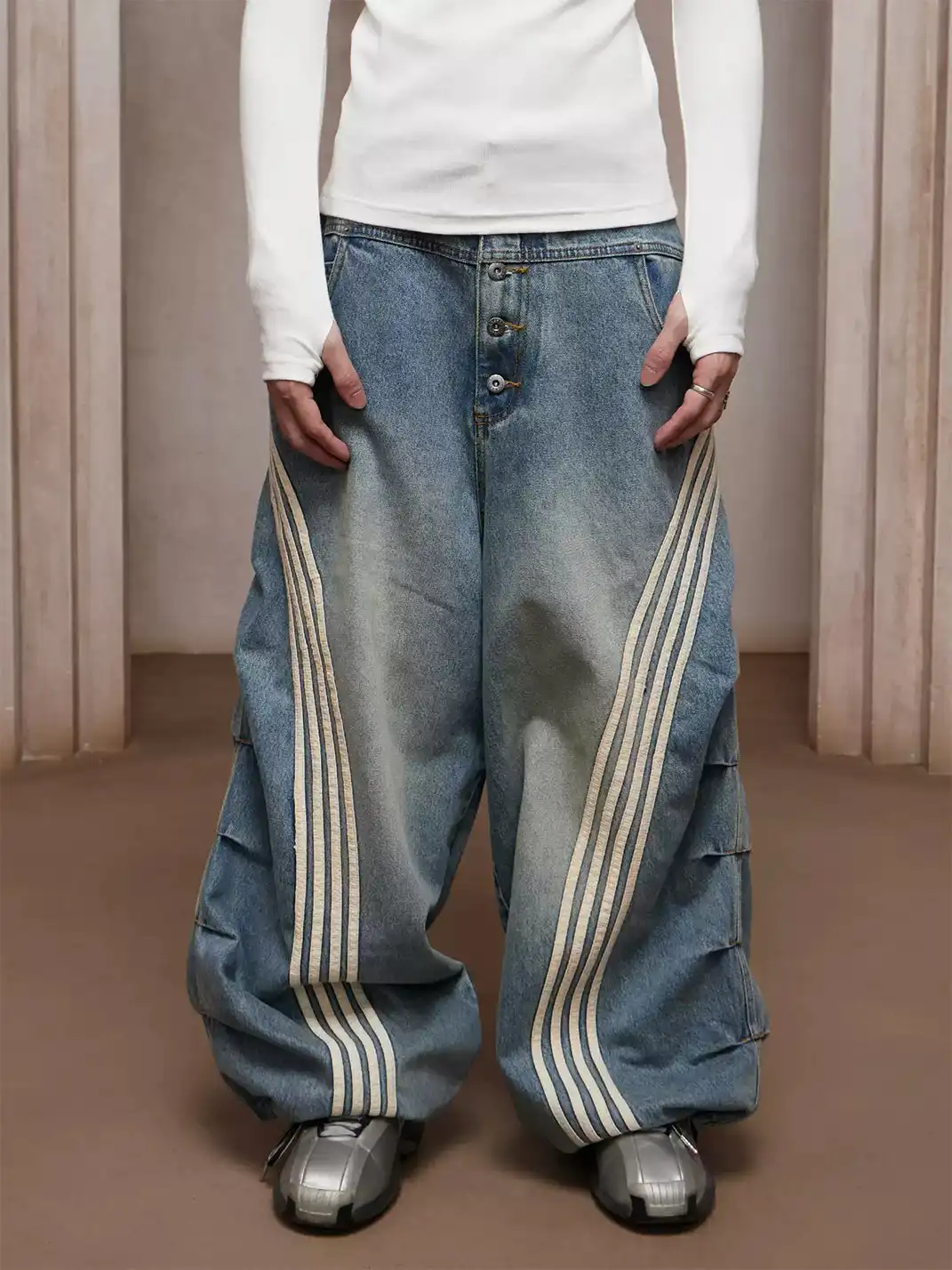 DND4DES | Retro-style Pleated White Striped Trousers
