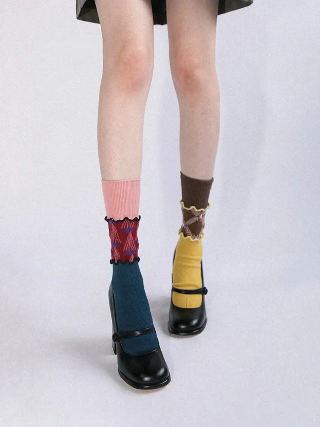 SS2L | Layered Splicing Ruffle Floral Mid-Calf Socks