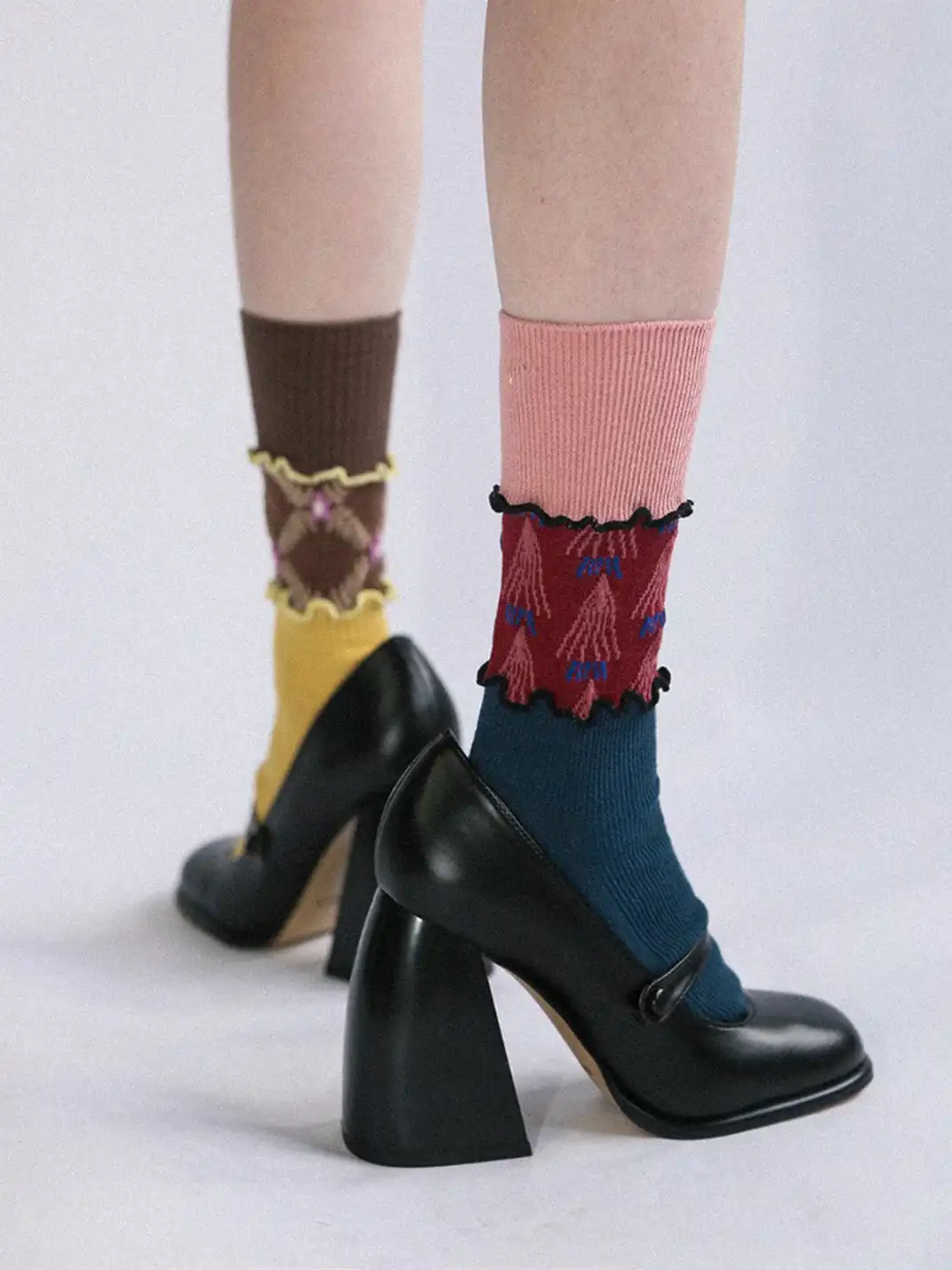 SS2L | Layered Splicing Ruffle Floral Mid-Calf Socks