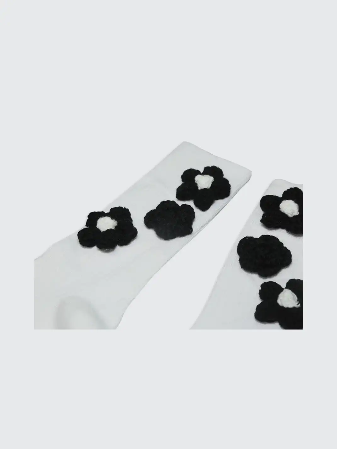 SS2L | Handmade 3D Flower Mid-Calf Socks