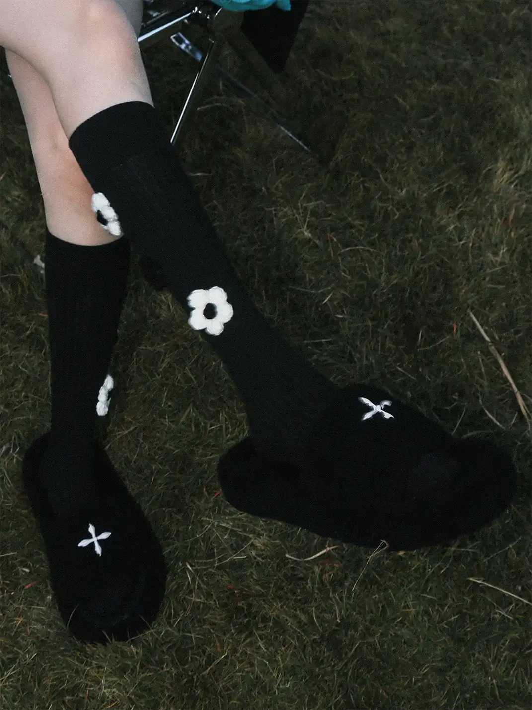 SS2L | Handmade 3D Flower Mid-Calf Socks