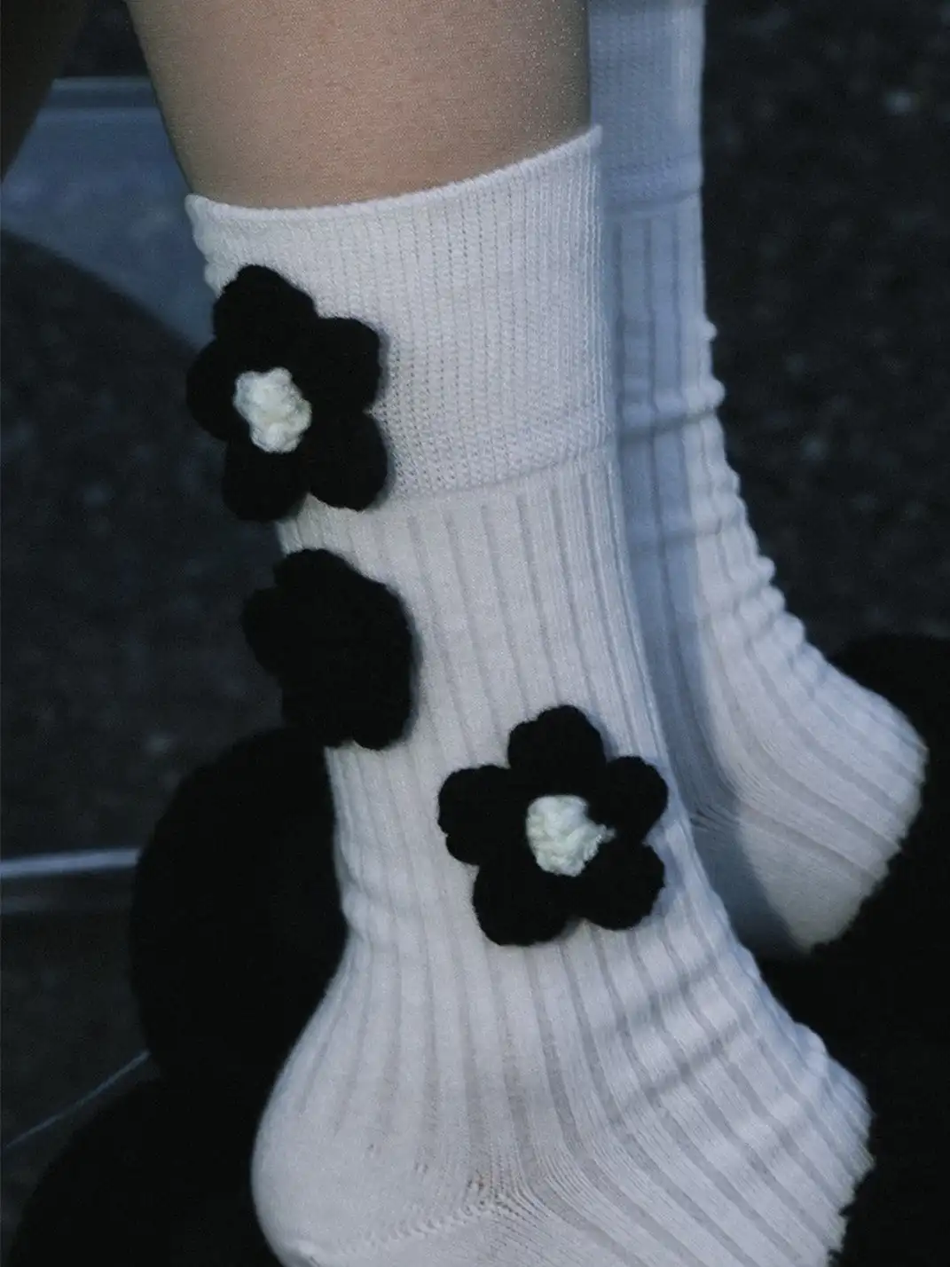 SS2L | Handmade 3D Flower Mid-Calf Socks