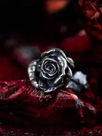 Guxi | Rose Skull Stud Earrings