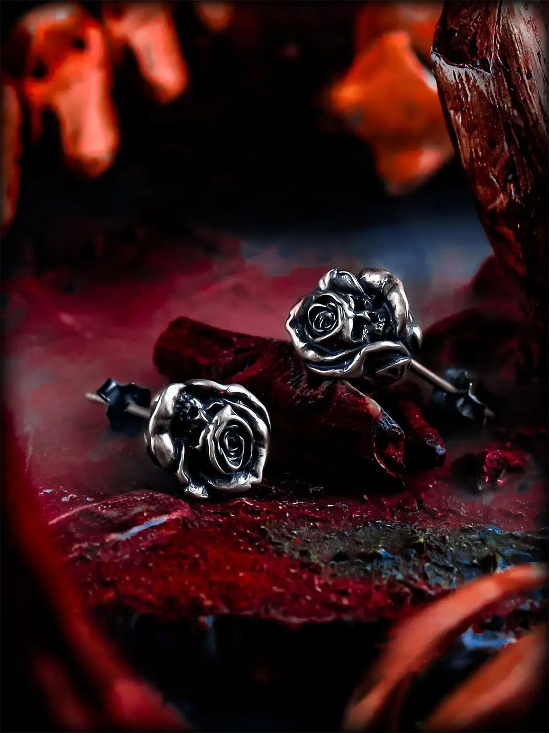 Guxi | Rose Skull Stud Earrings