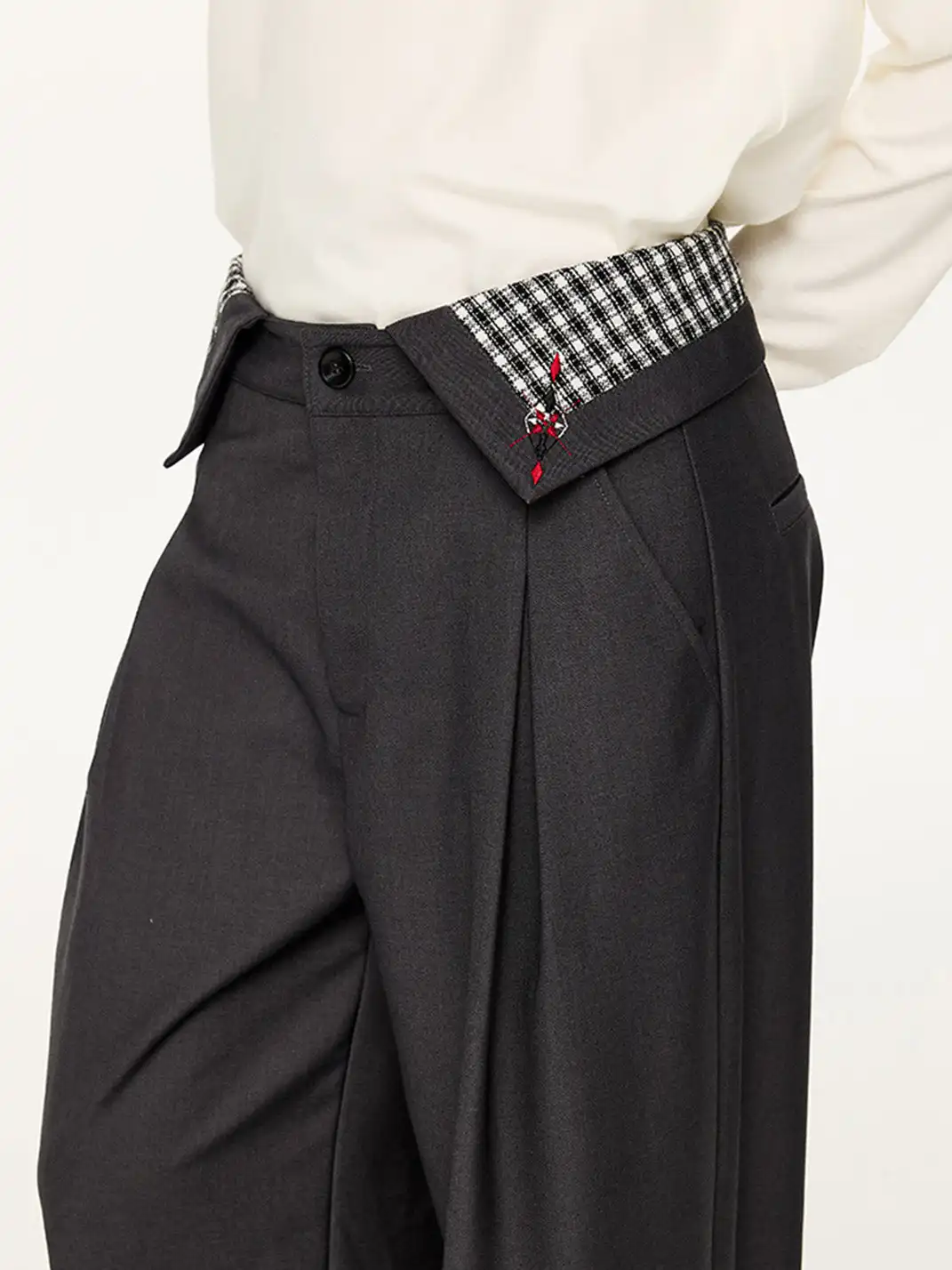 KREATE | Pleated Houndstooth-Detail Trousers