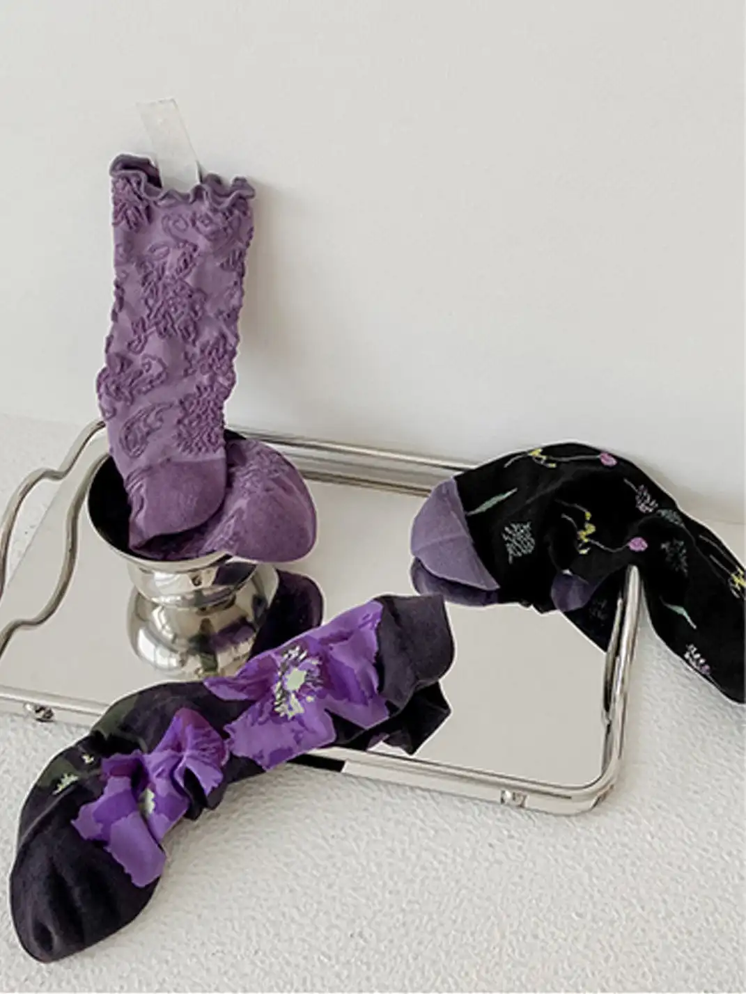 Renaissance | Vintage Floral Patterned Mid-Calf Socks
