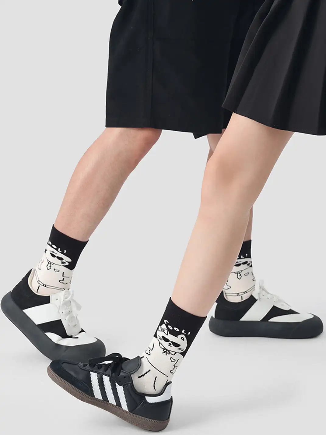 Renaissance | 2-Pack Cute Cartoon Character and Love-Themed Socks