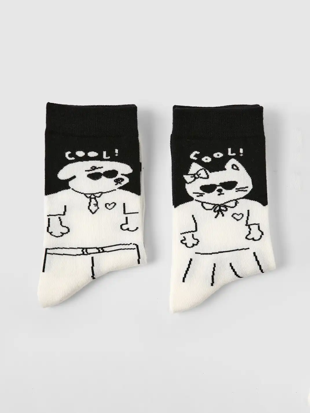 Renaissance | 2-Pack Cute Cartoon Character and Love-Themed Socks