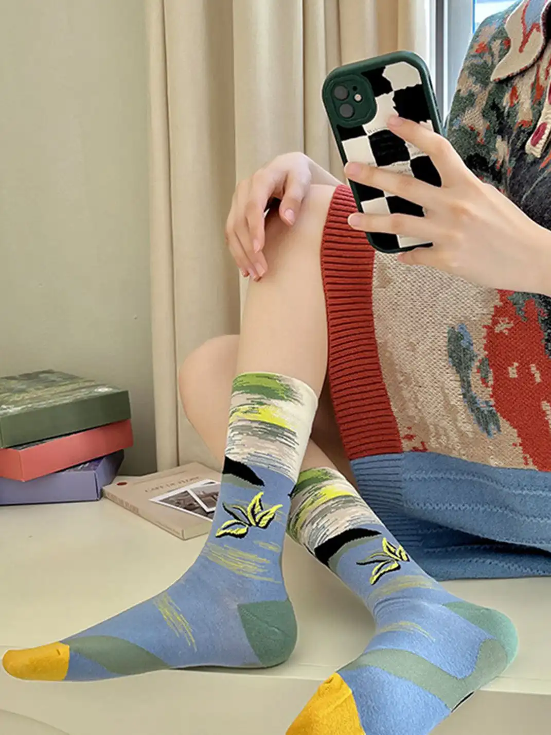CORRYDELAAN | Four Pairs Art-Inspired Featuring Classic Paintings Socks