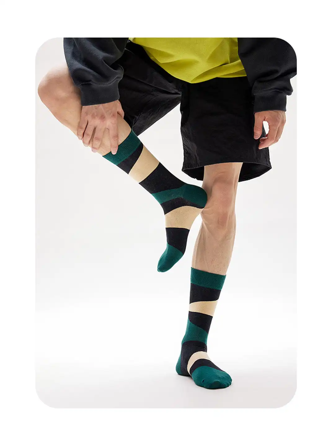 CORRYDELAAN | Three Pairs Geometric Pattern Mid-Calf Socks