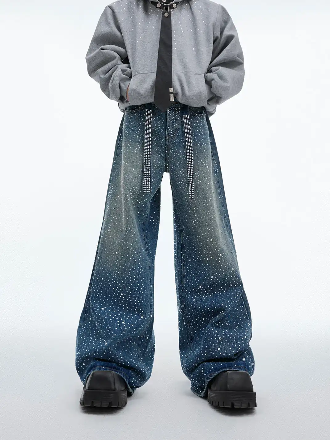 ArguE CulturE | Vintage Rhinestone Washed Denim Jeans