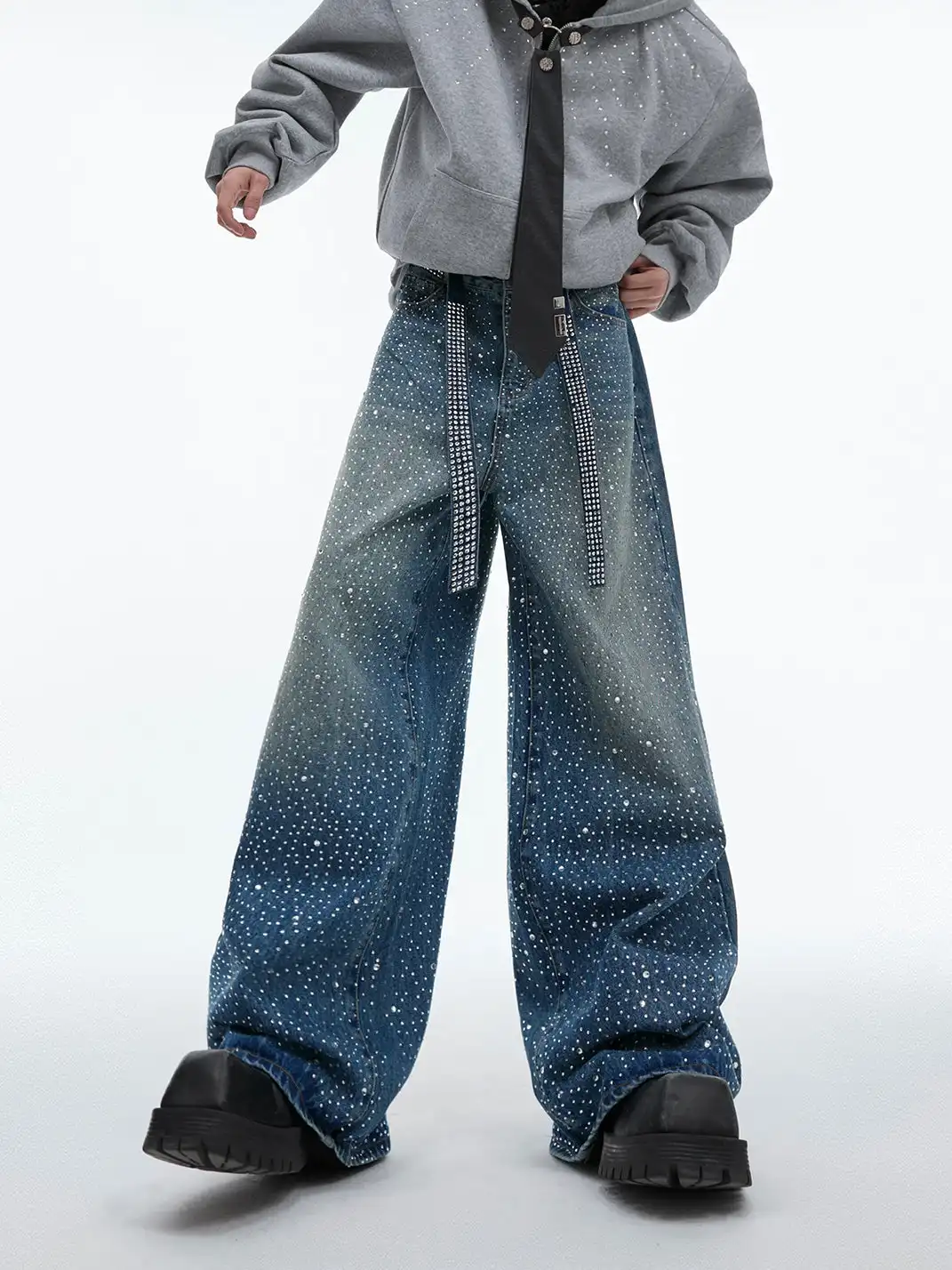 ArguE CulturE | Vintage Rhinestone Washed Denim Jeans