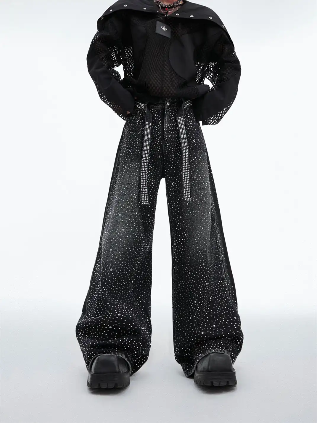 ArguE CulturE | Vintage Rhinestone Washed Denim Jeans