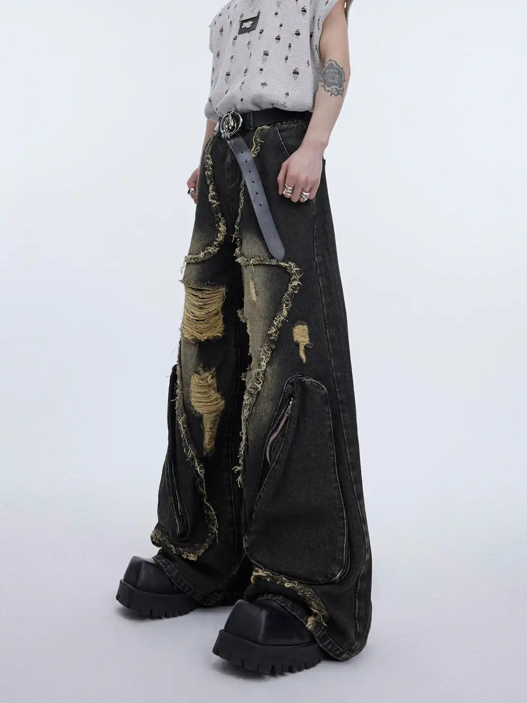 ArguE CulturE | Vintage Distressed Fringe Ripped Denim Pants