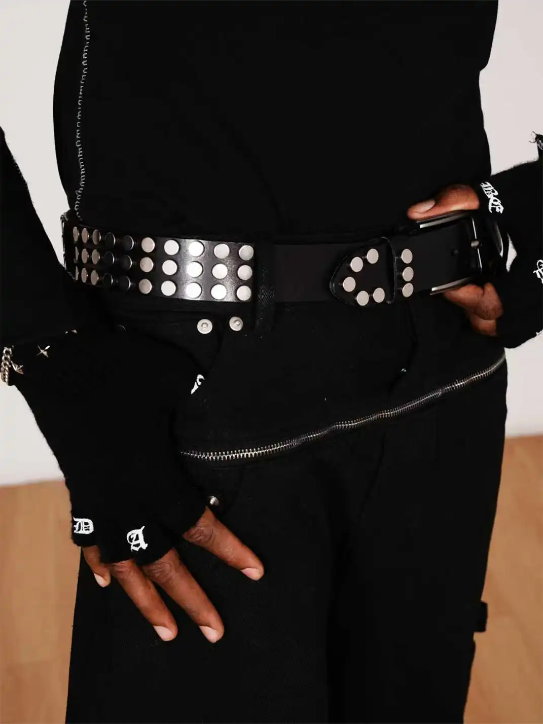 BE A DEVIL | Hand-Waxed Brush Silver Damaged Wide-Leg Pants