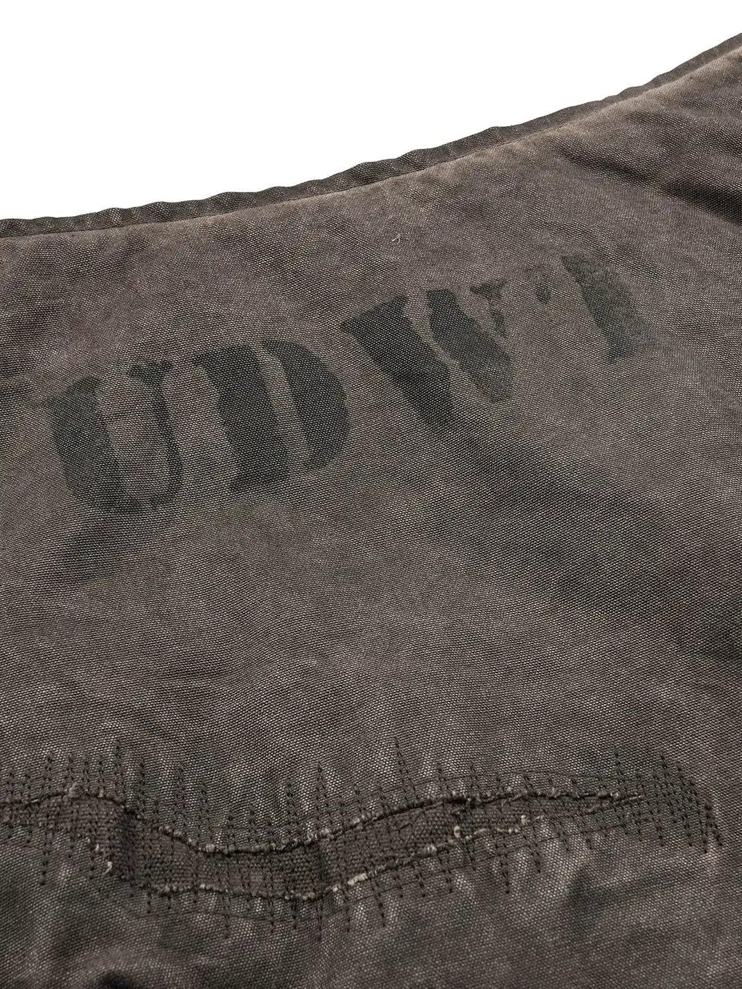 UNDERWATER | Distressed Wanderer Crescent Bag