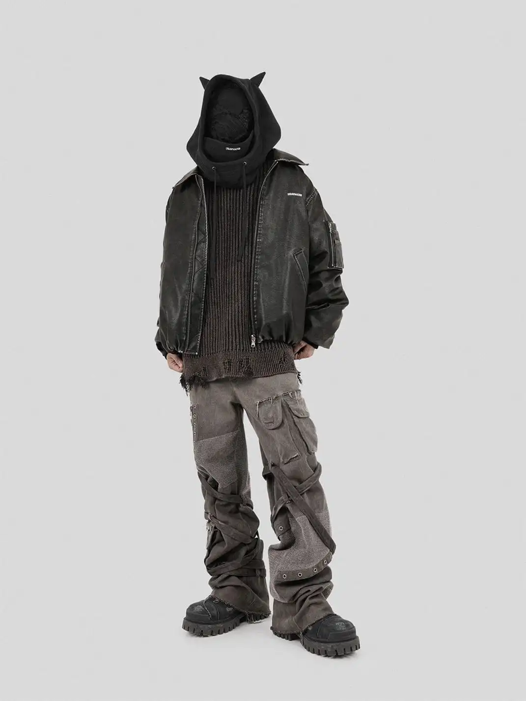 UNDERWATER | Wasteland Ripped Sweater Charcoal