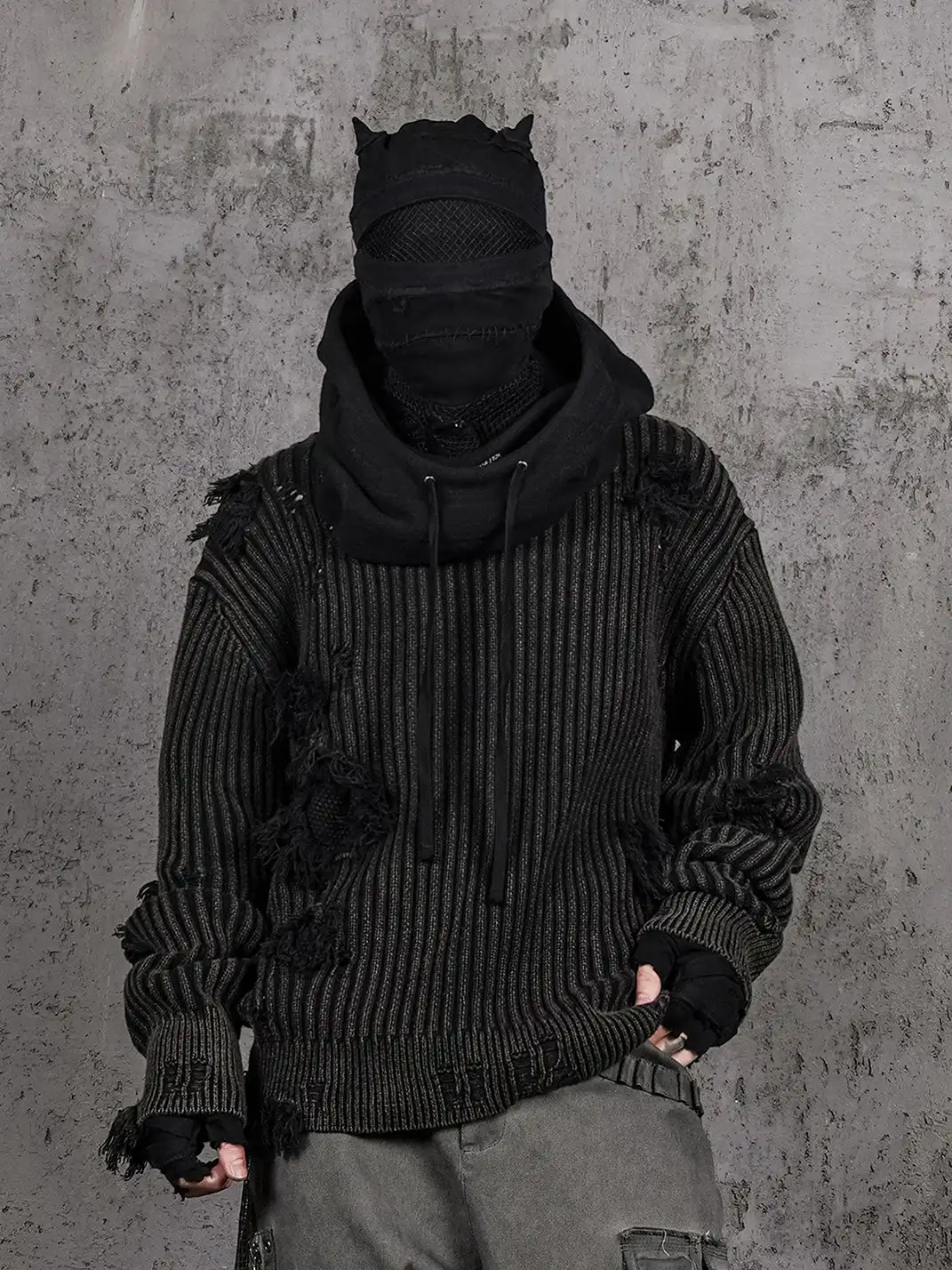 UNDERWATER | Wasteland Ripped Sweater Charcoal