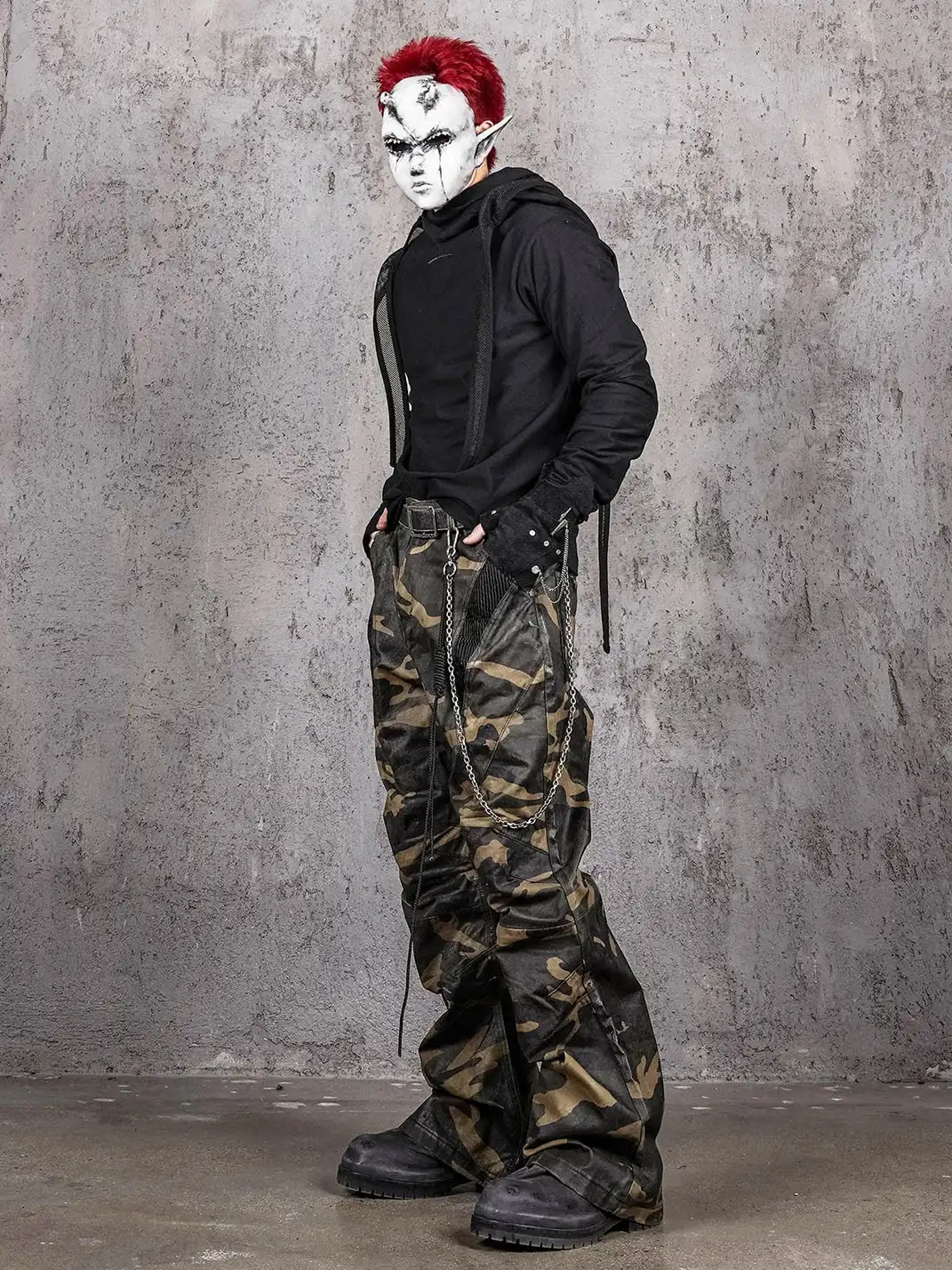 UNDERWATER | Camo Deconstructed Fang-Paneled Pants