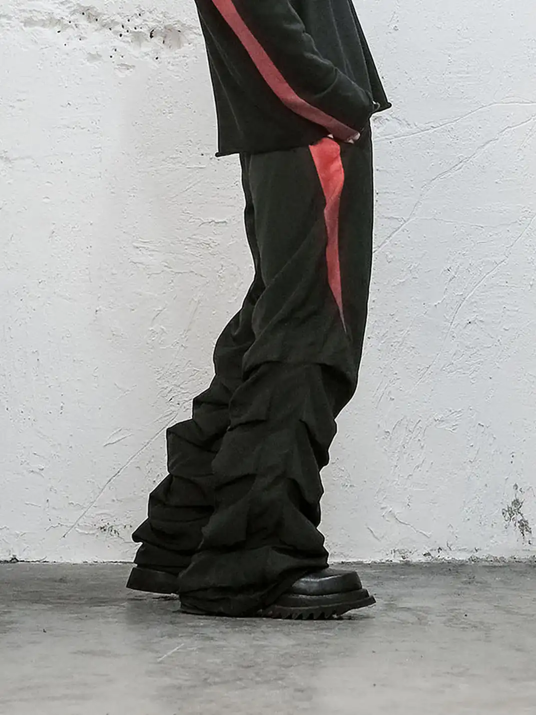 UNDERWATER | Bloodfang Ruched Oversized Sweatpants