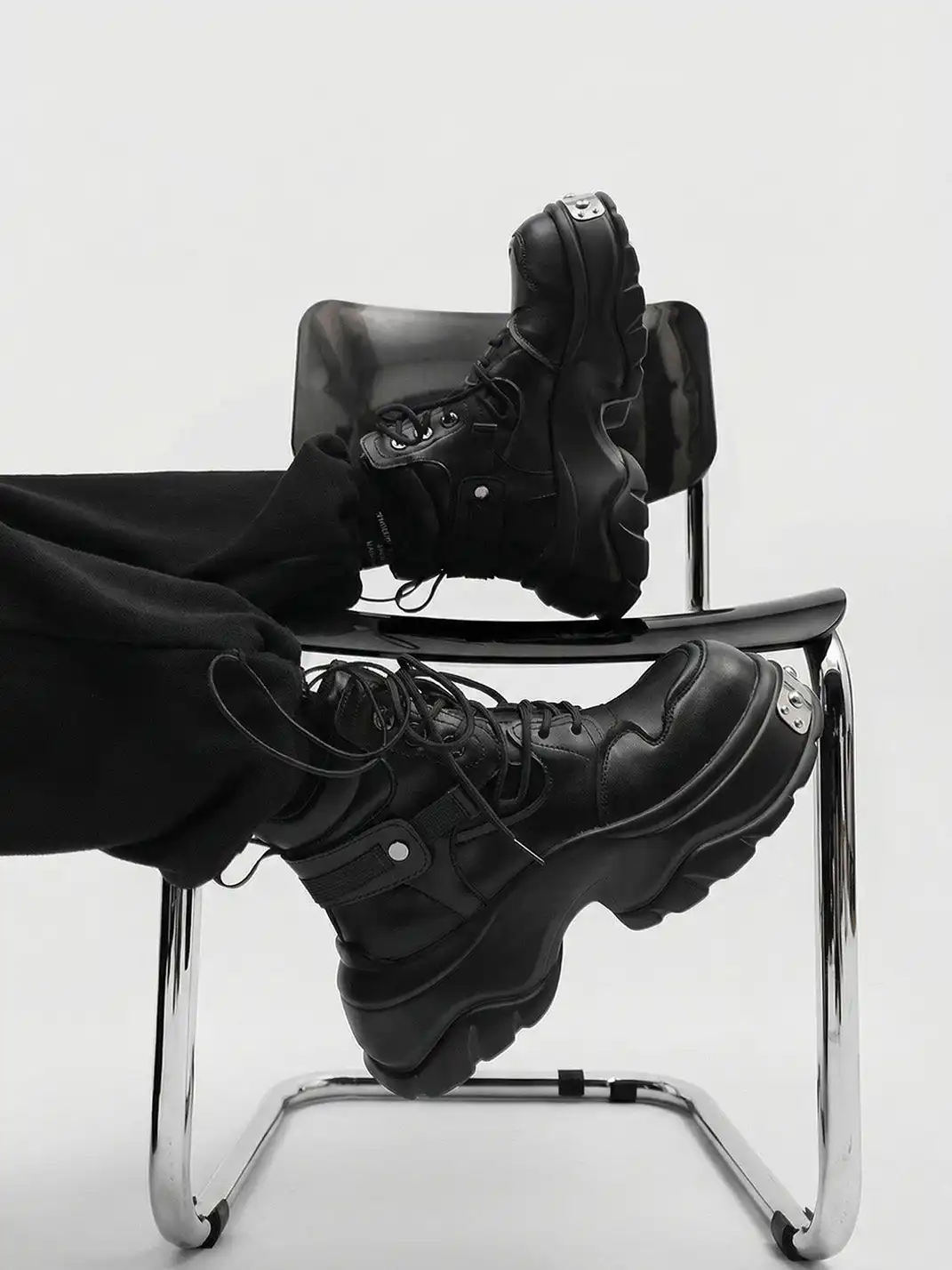 PINJIAHUI | Metal Detail Platform Boots