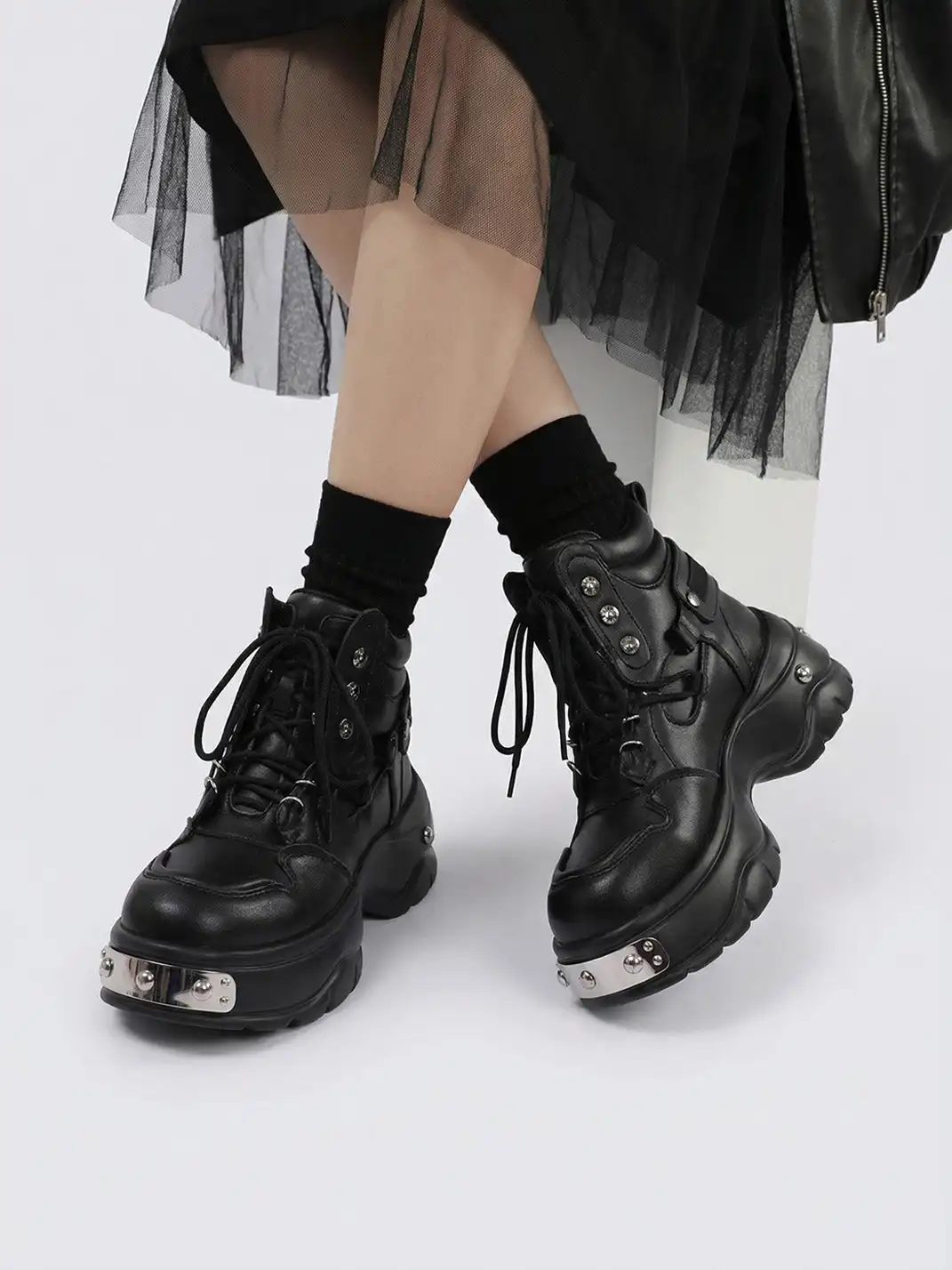 PINJIAHUI | Metal Detail Platform Boots