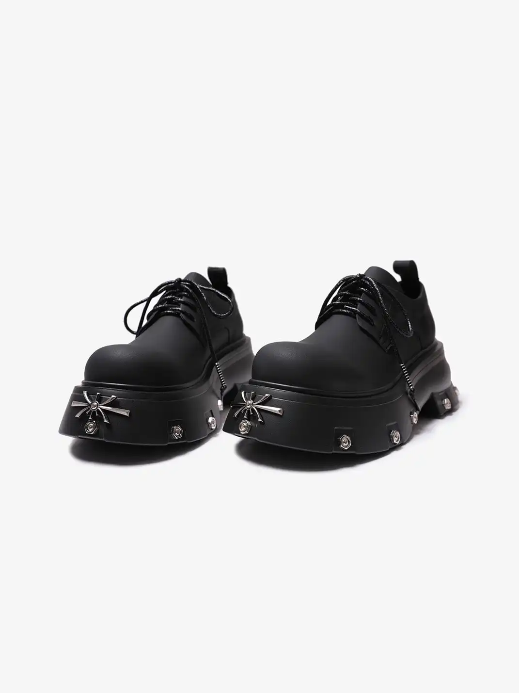 PINJIAHUI | Metal Detail Platform Derby Shoes