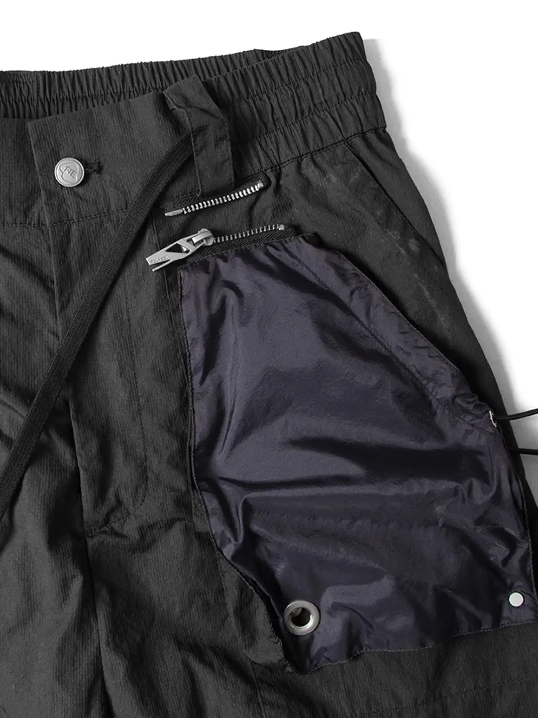 RELABEL | Multi-Pocket Panel Crinkled Cargo Pants