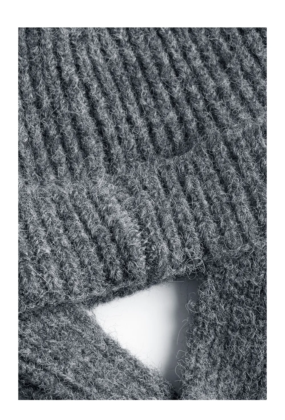 RELABEL | Detachable Scarf Beanie Set