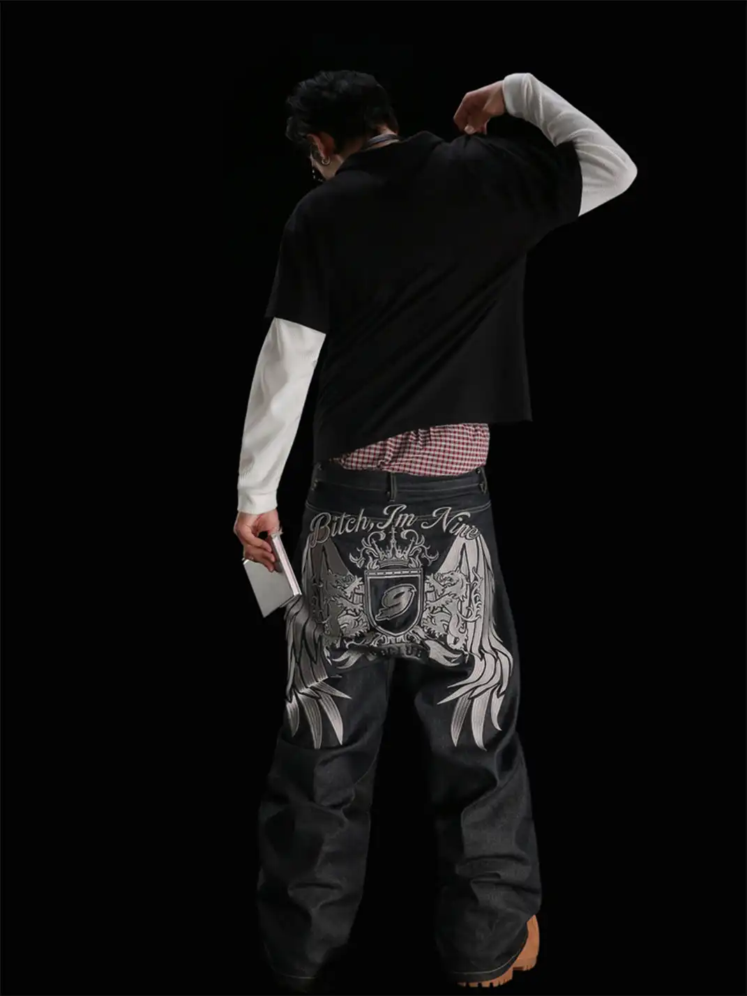 99CLUB | Embroidered Badge Straight-Leg Raw Denim Jeans