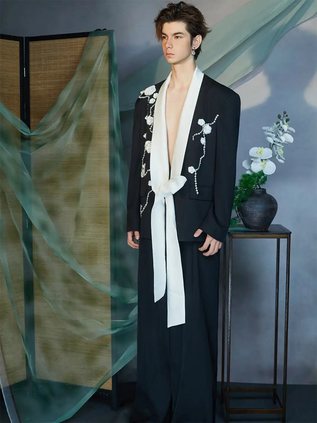 JIECHI | Floral Embroidered Sash Tie Blazer