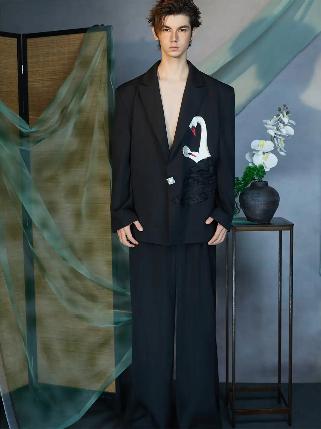 JIECHI | Swan Embroidered Pearl Button Blazer