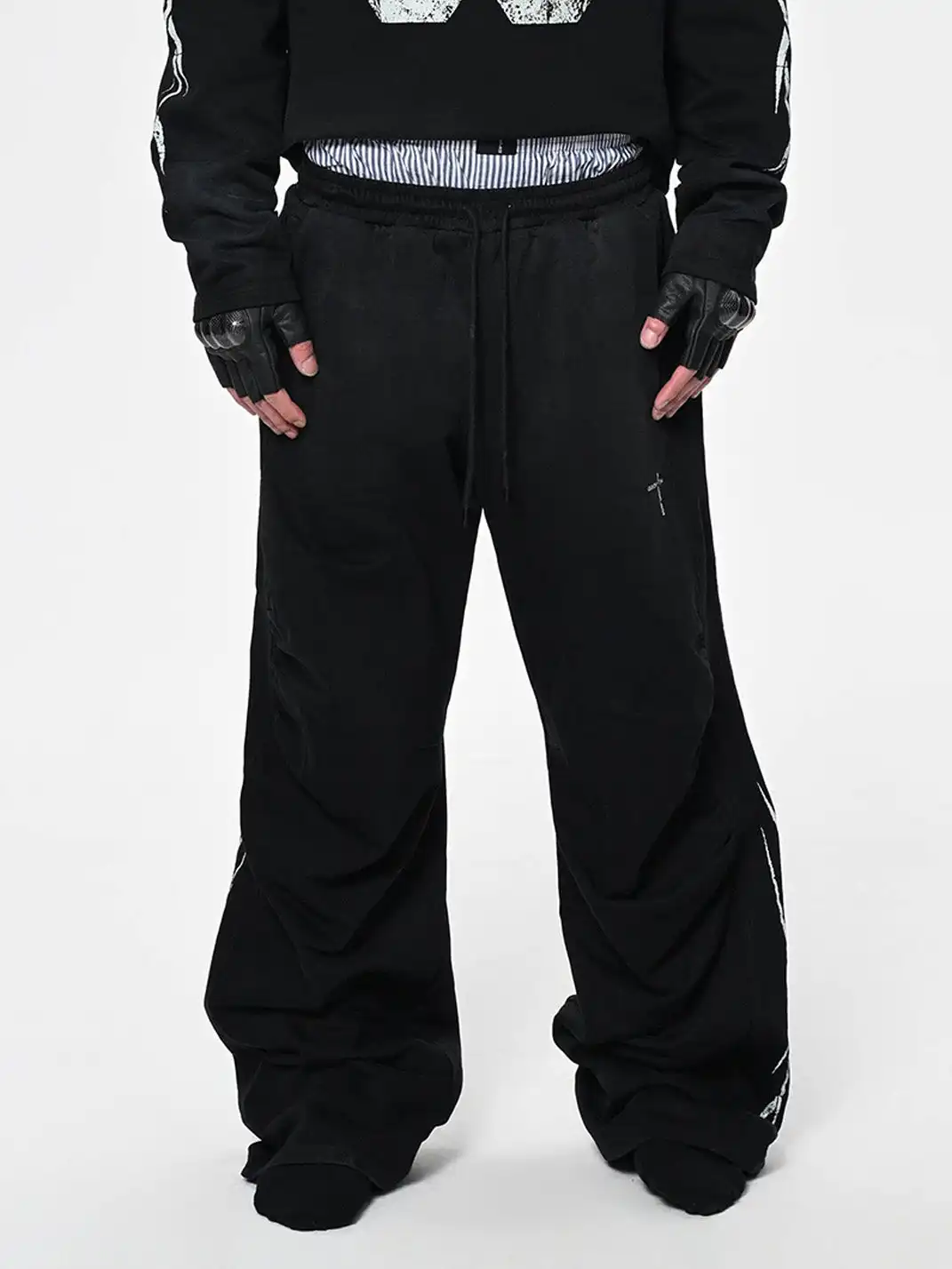 SGW | Distressed Pleated Drawstring Baggy Pants