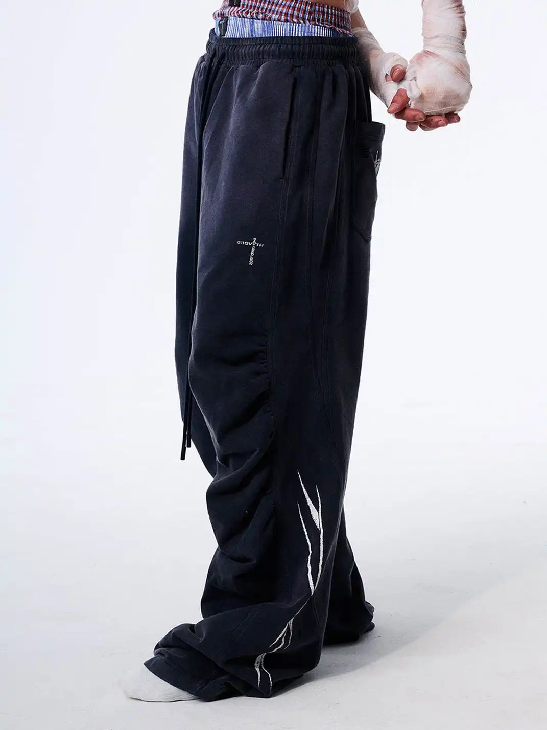 SGW | Distressed Pleated Drawstring Baggy Pants