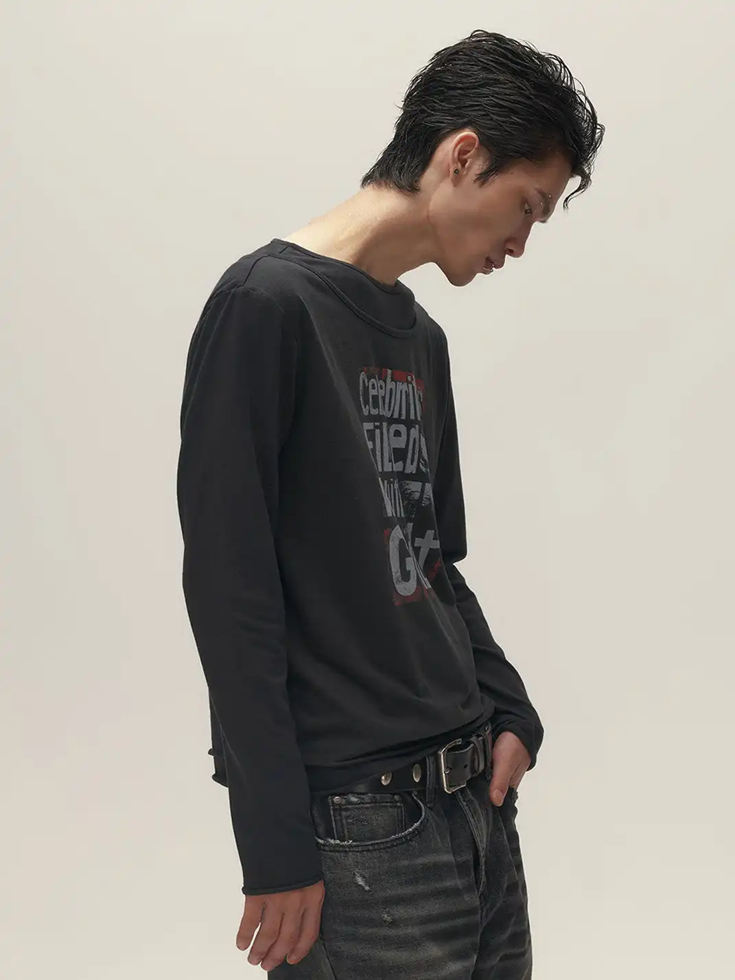 SGW | Graphic Double-Layer Neckline Long-Sleeve Tee