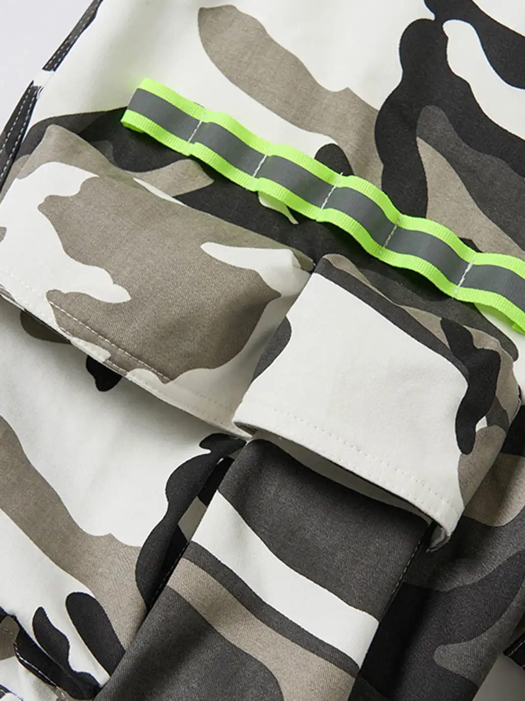 SGW | Camo Reflective Multi-Pocket Cargo Pants