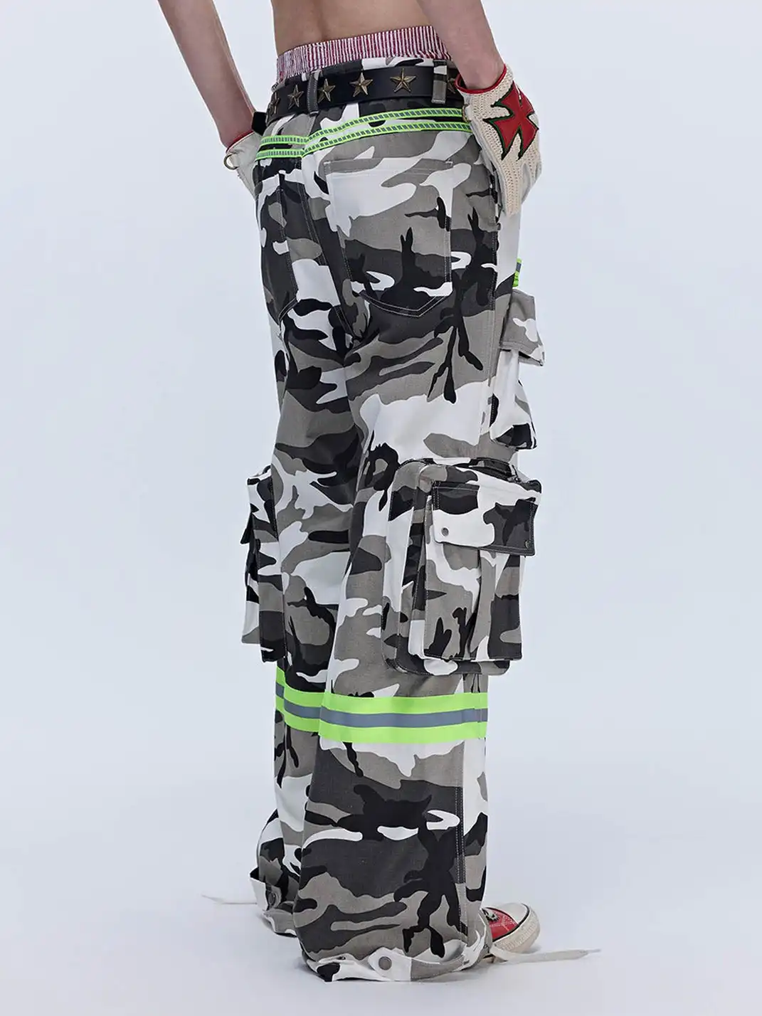 SGW | Camo Reflective Multi-Pocket Cargo Pants