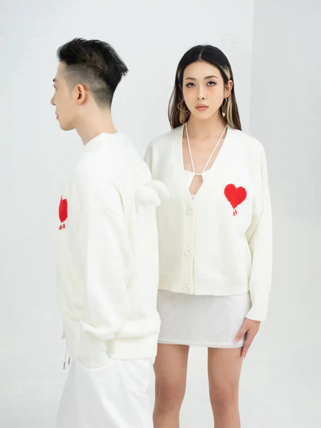CLP | White Heart Bead Embellished Casual Knit Sweater