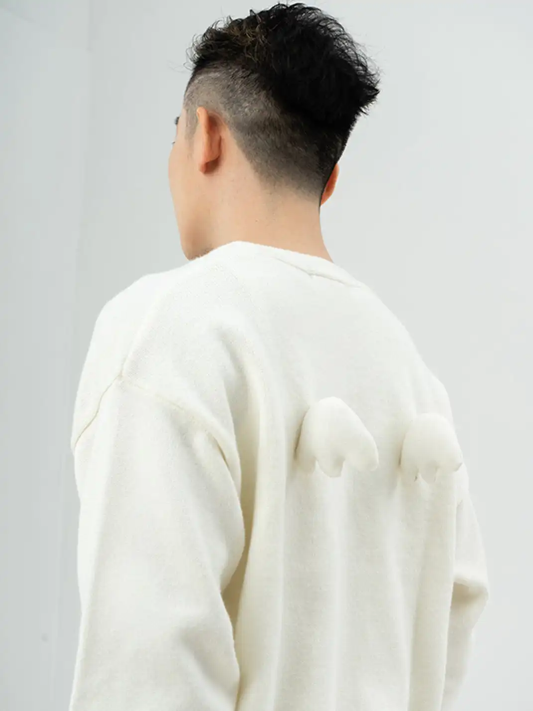 CLP | White Heart Bead Embellished Casual Knit Sweater