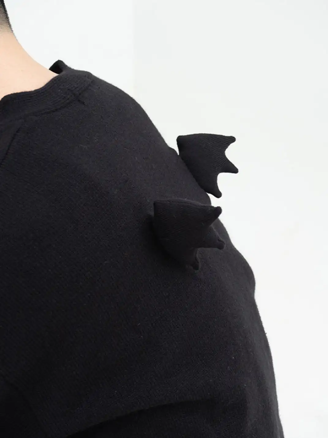 CLP | Black Heart Bead Embellished Casual Knit Sweater