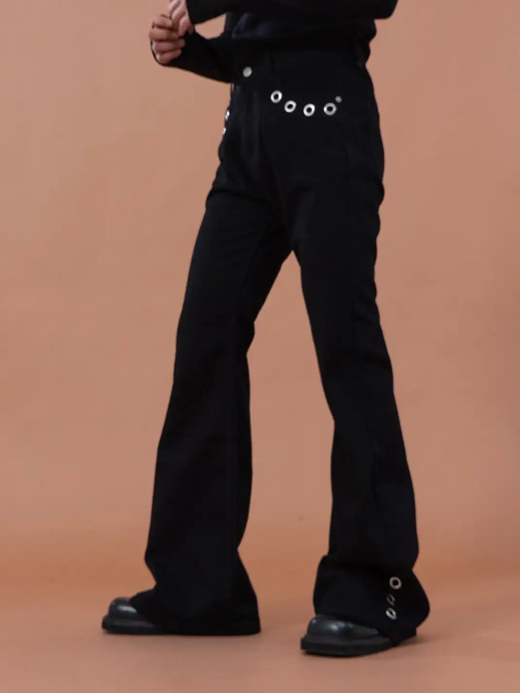 CLP | Metal Ring Design Slim-Fit Denim Pants