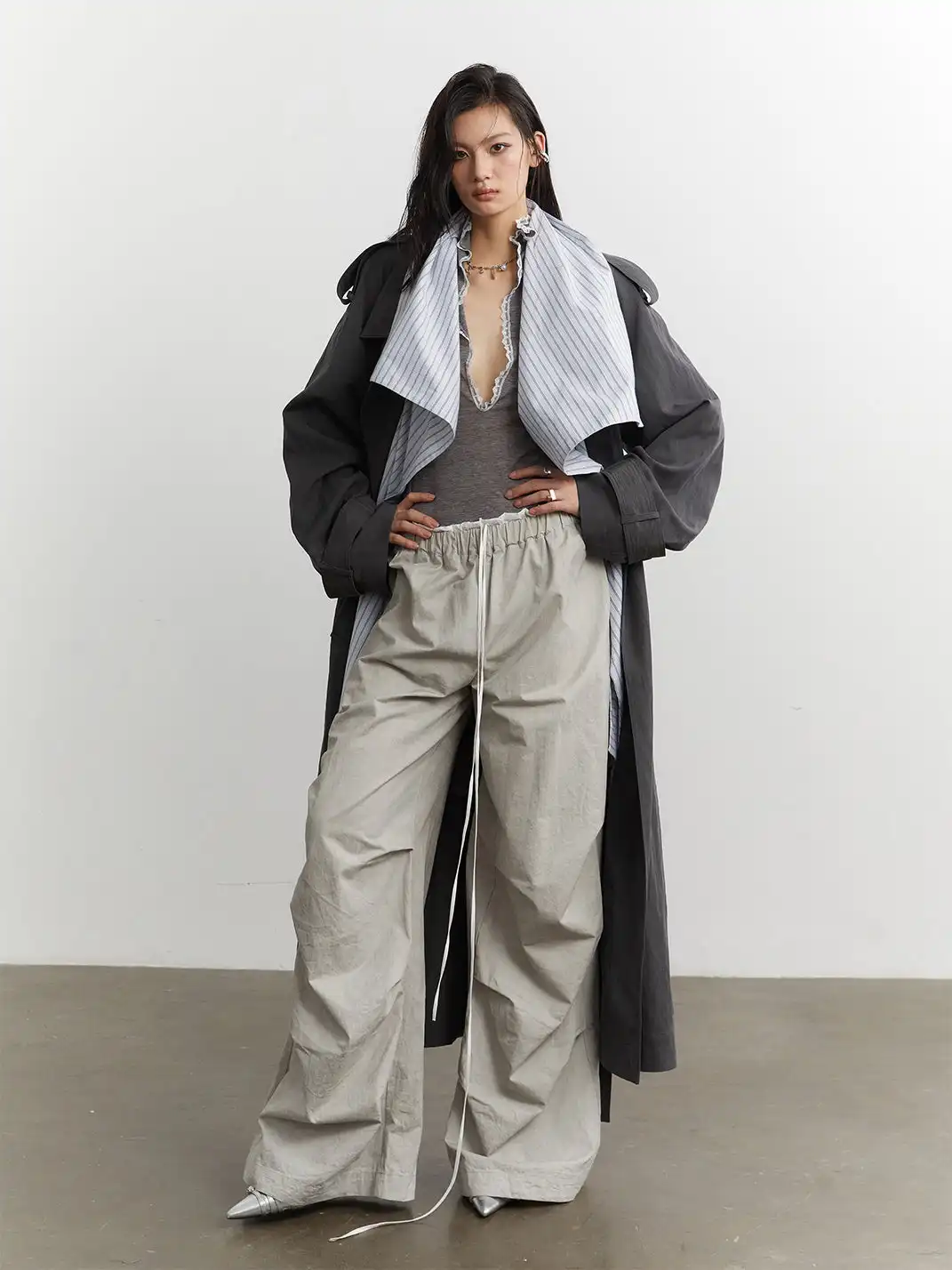 Jnylon Studios | Faux Two-piece Detachable Color-blocked Trench Coat