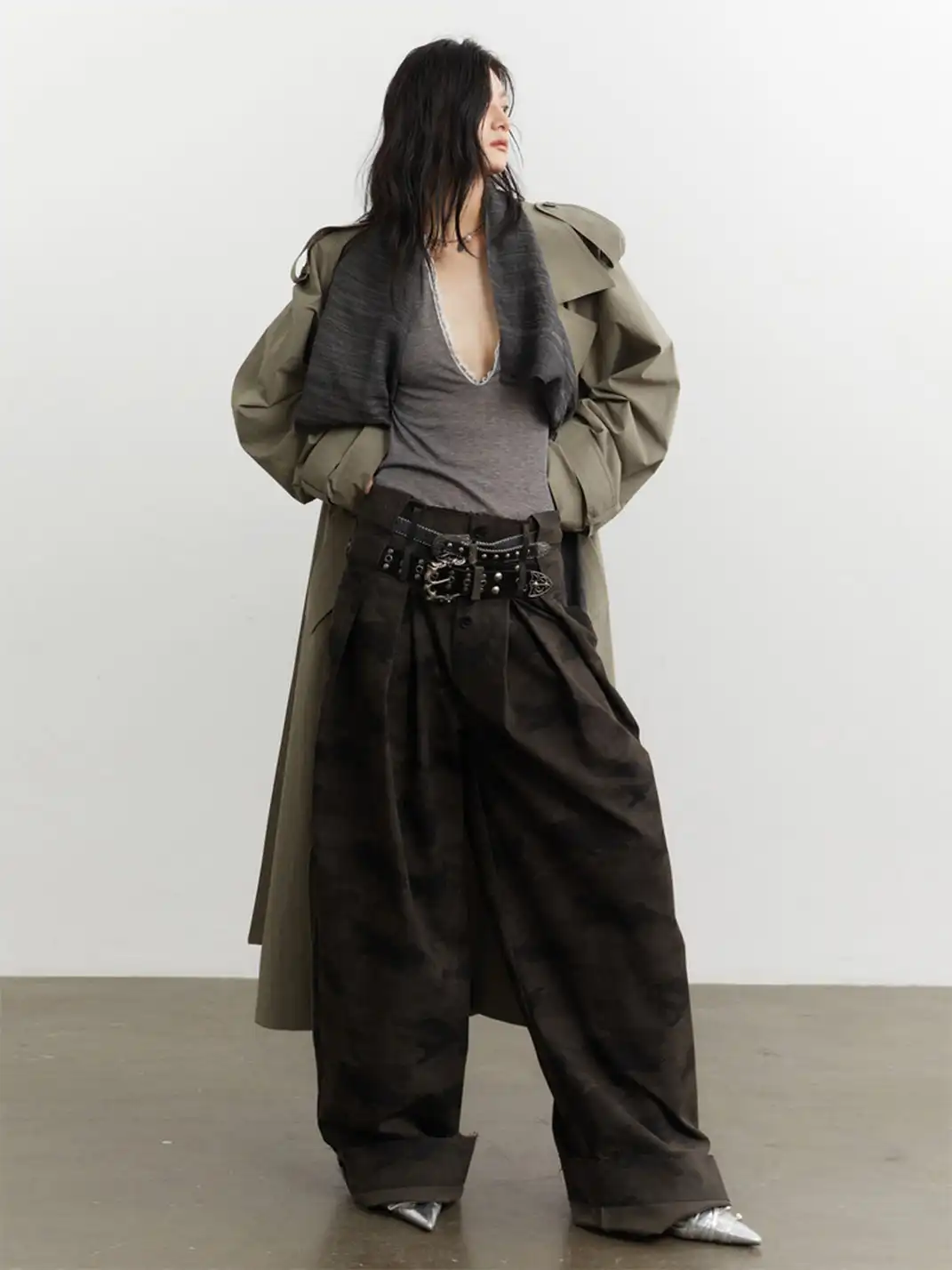 Jnylon Studios | Faux Two-piece Detachable Color-blocked Trench Coat