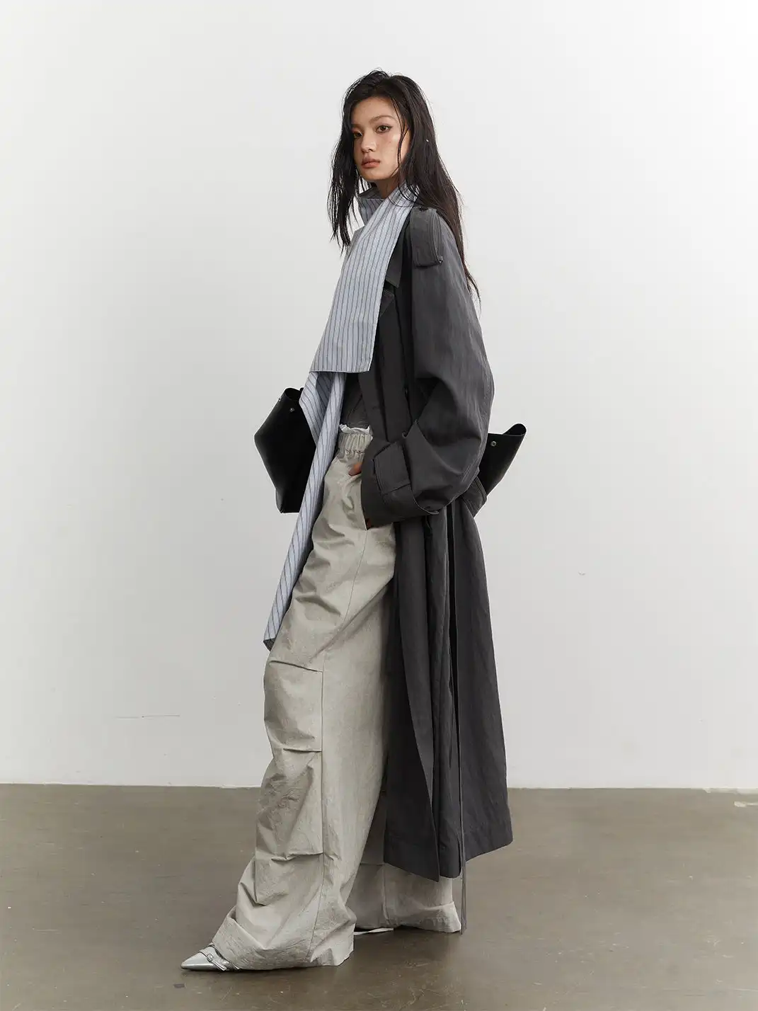 Jnylon Studios | Faux Two-piece Detachable Color-blocked Trench Coat