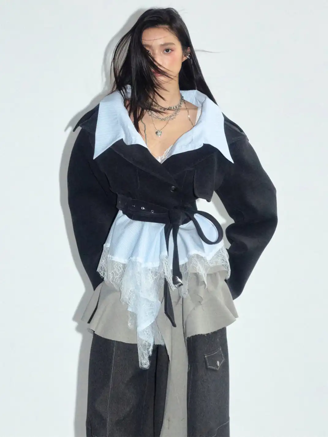 Jnylon Studios | Off-Shoulder Faux Two-Piece Lace Detachable Jacket