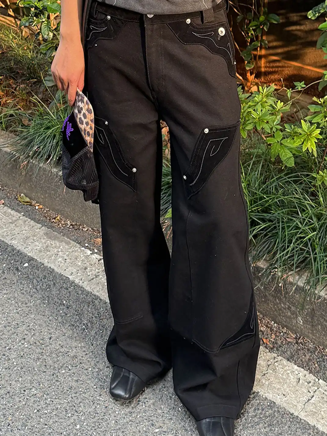Esaias | Rune Embroidered Velvet Panel Pants