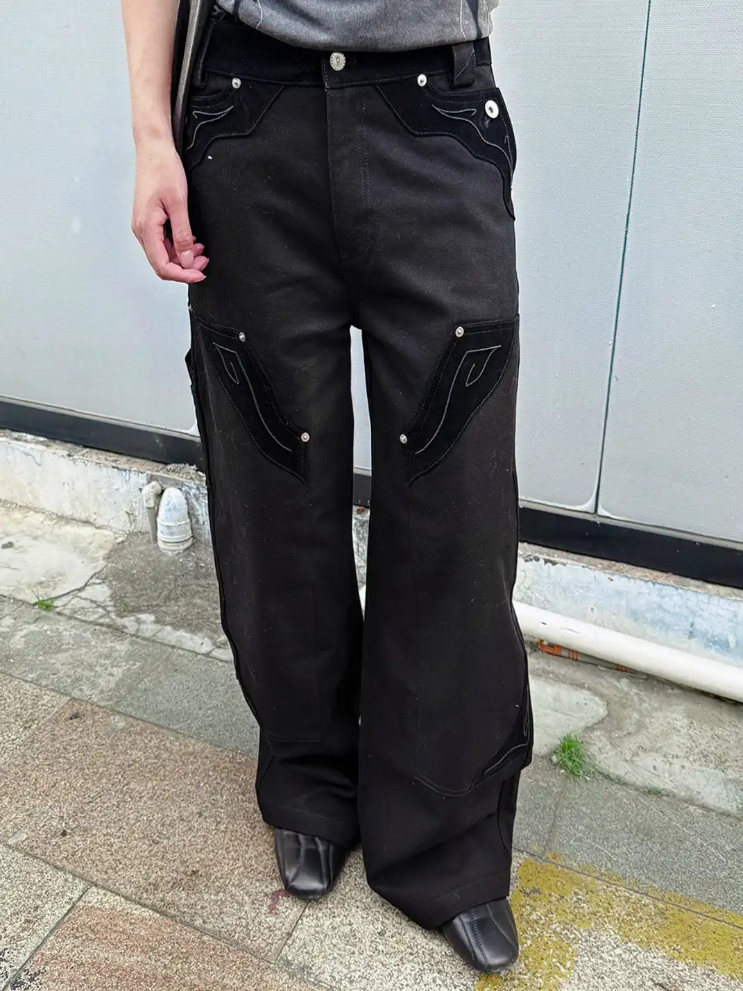 Esaias | Rune Embroidered Velvet Panel Pants