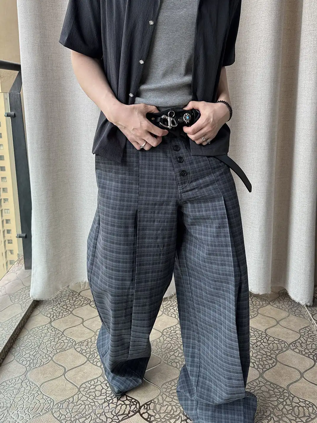 Esaias | Retro Plaid Pleated Wide-Leg Pants