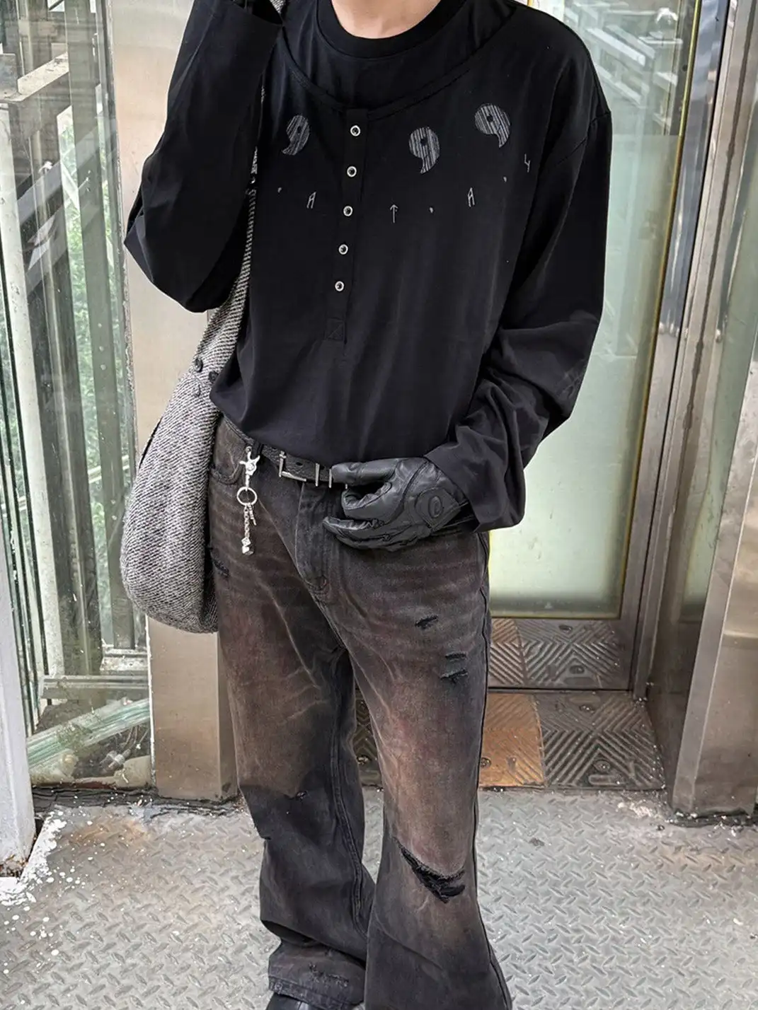 Esaias | Graphic Faux Layer Henley Long-Sleeve Tee